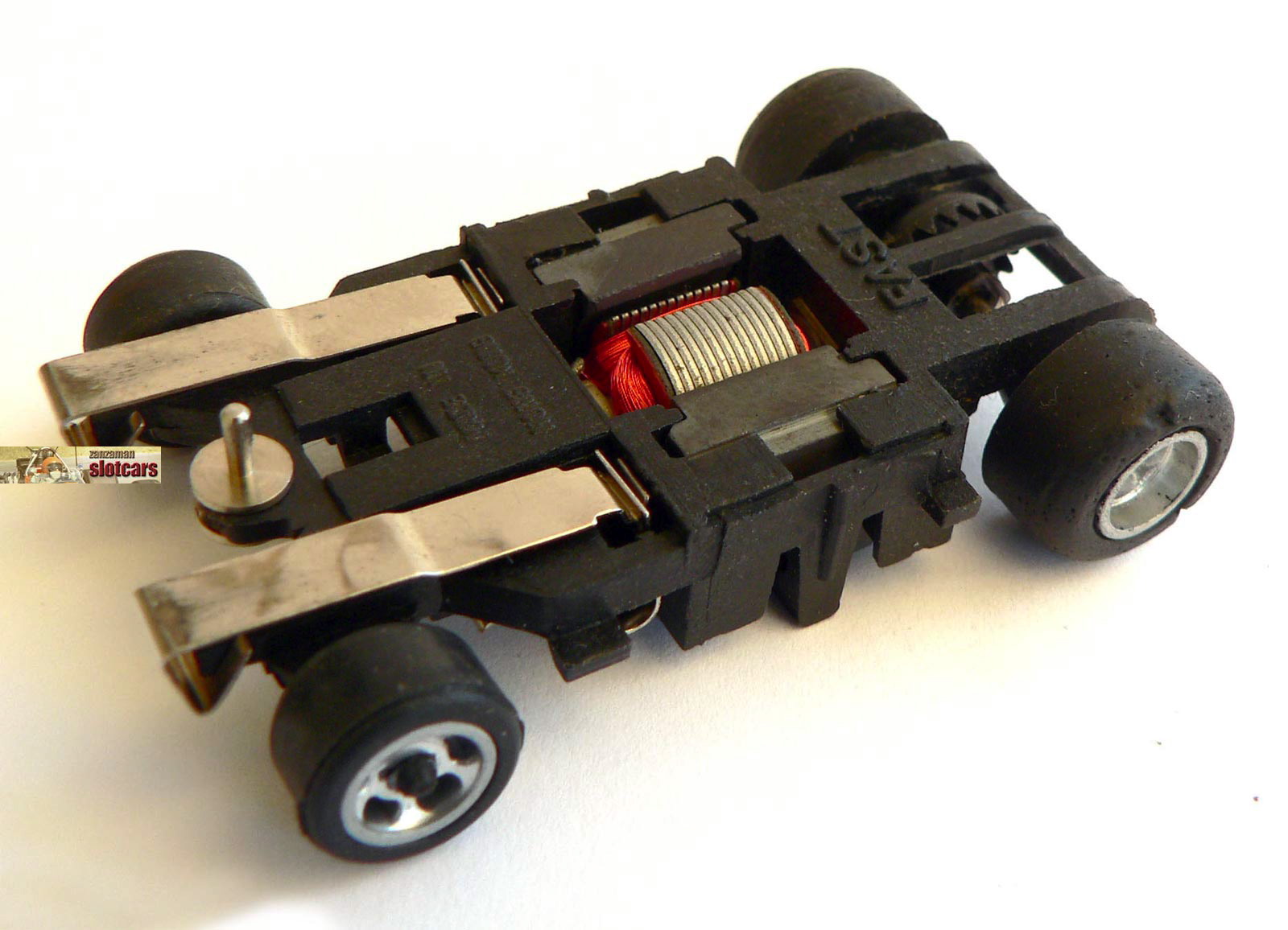 01-fast-x_bottom.jpg